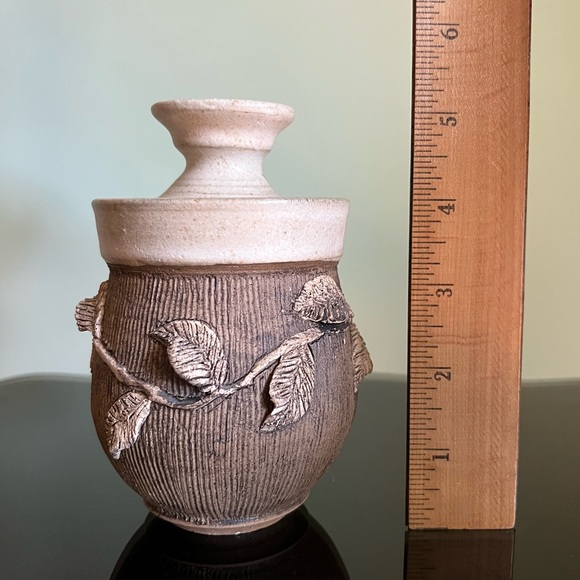 Ceramic Herb Jar, Handmade Lidded Pottery Jar, Rustic Sgraffito Leaves - Picture 6 of 14